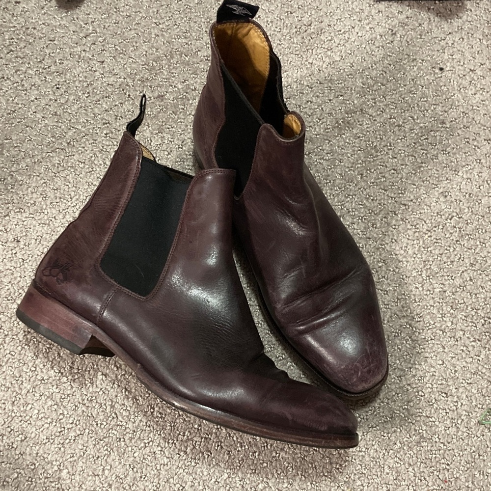 John fluevog Women’s Chelsea Leather Boots Burgundy 9